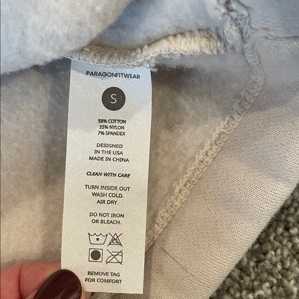 Paragon Cropped Sweatshirt - Picture 4 of 5